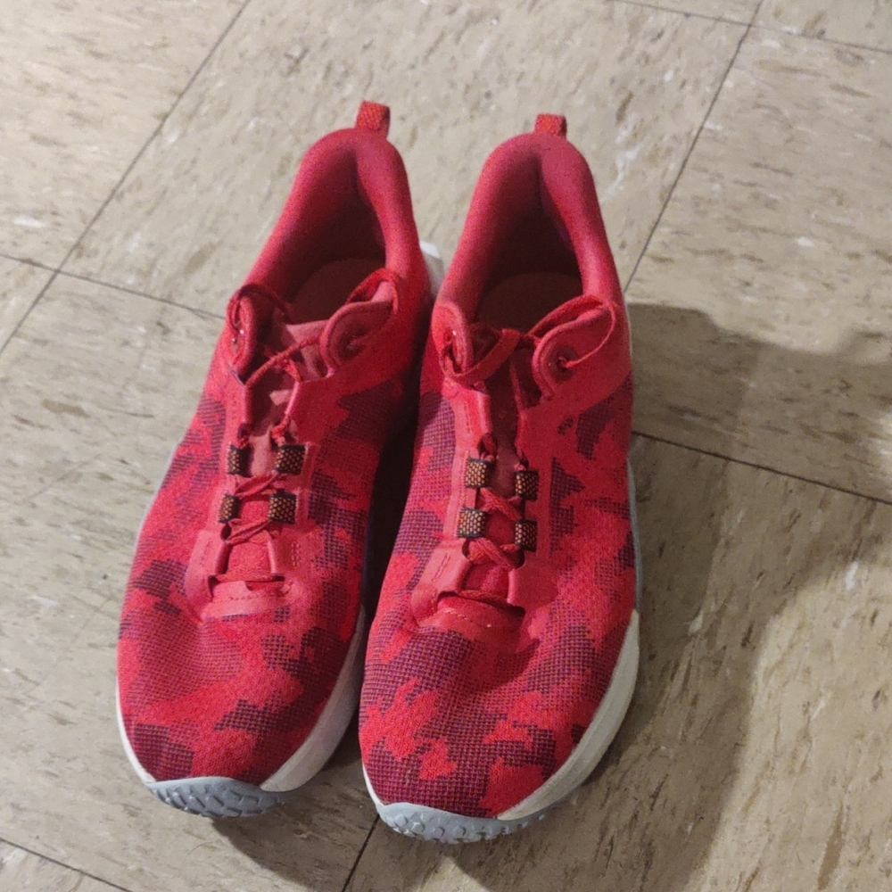 Under Armour Red Camo Tribase Training Shoes